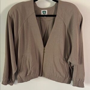 Vintage Women's bat wing bomber style Tan Jacket Shoulder pads M